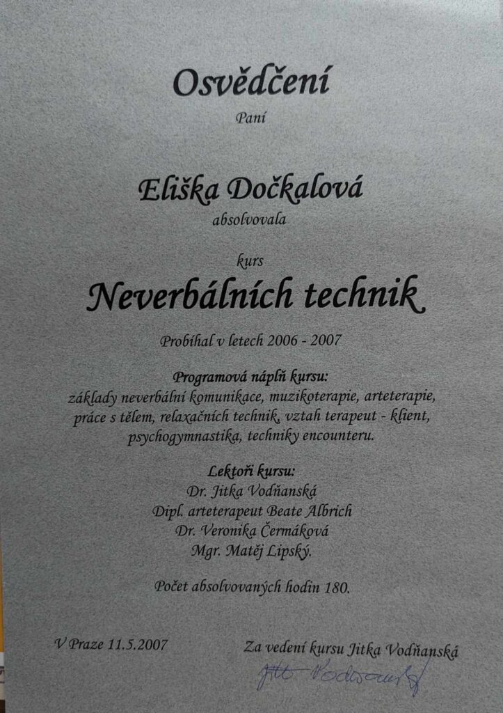 Kurs neverbálních technik. Eliška Dočkalová.